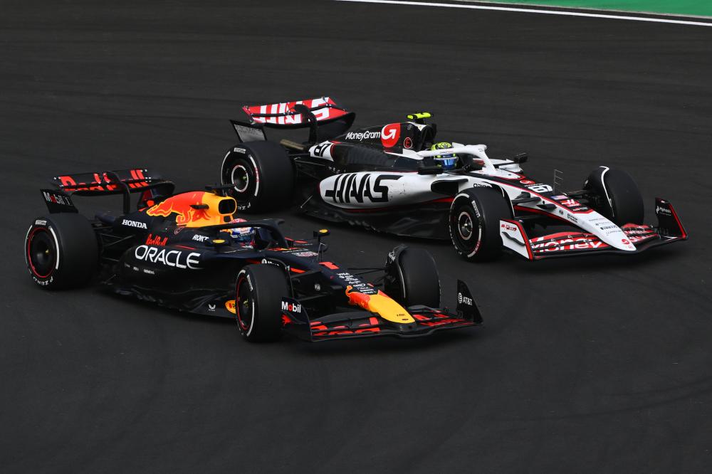 其稳健的防 其稳健的防